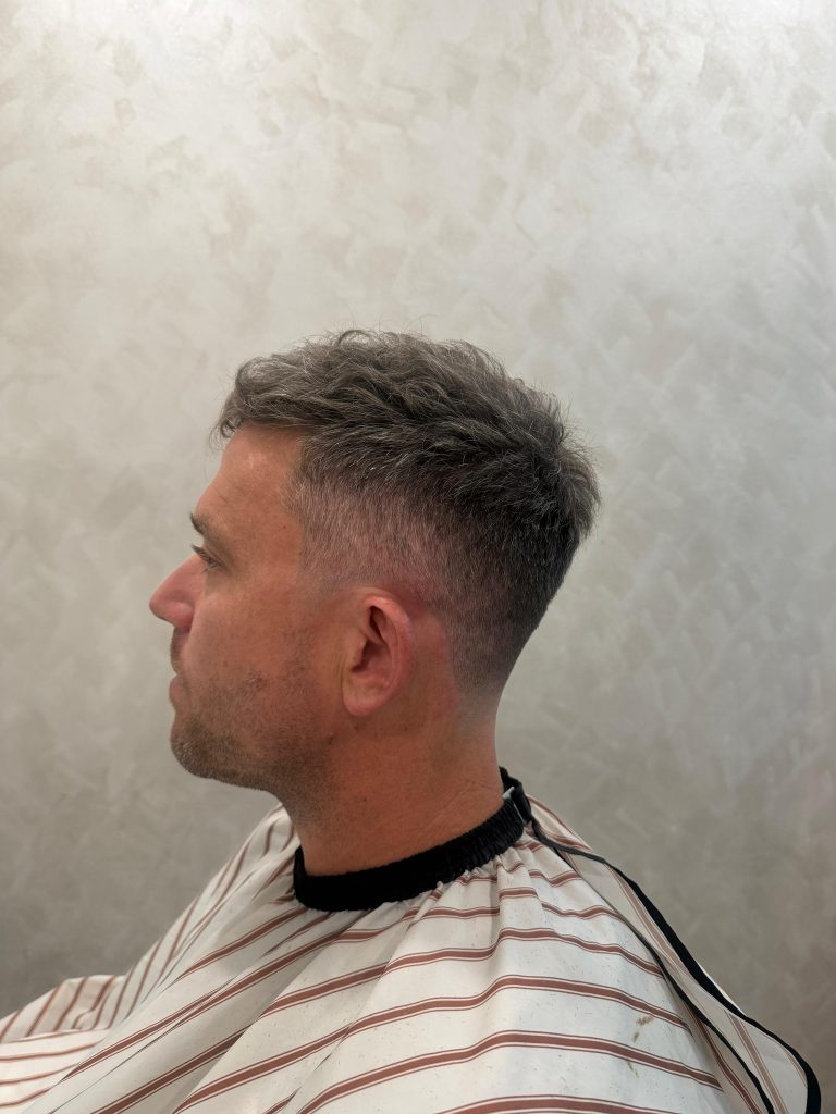 ✂️ Men’s Fade Haircut Transformation – Cleaner Blend, Sharper Profile after