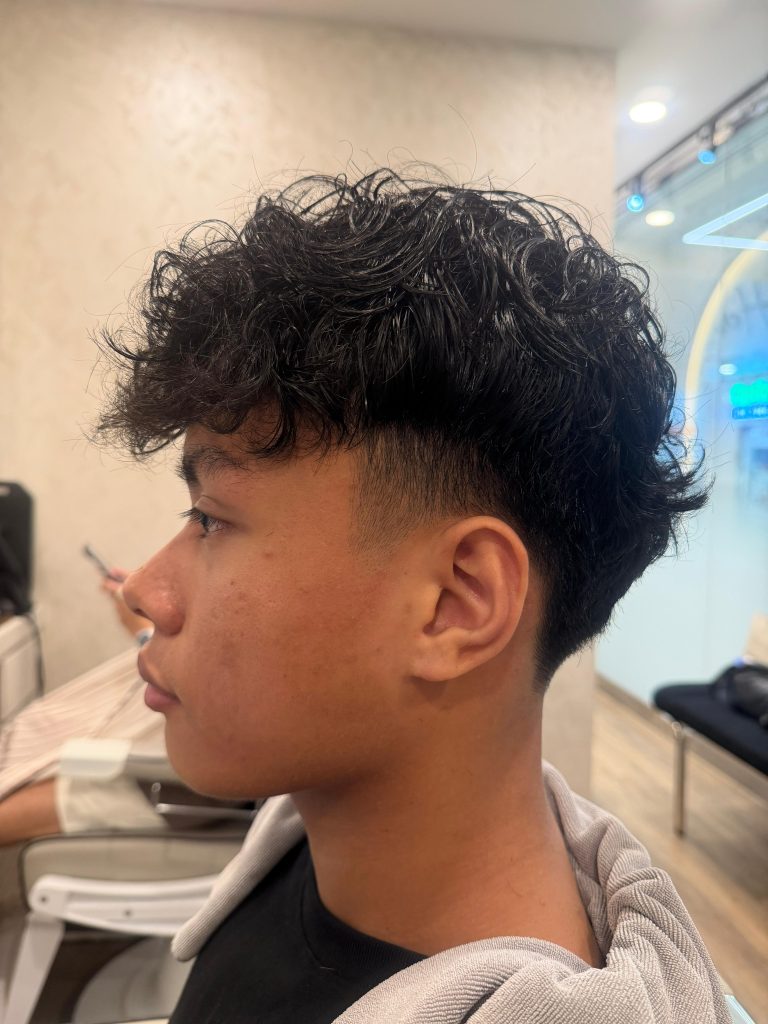 ✂️ Curly Hair Fade Transformation – Cleaner Shape, Better Curl Definition after