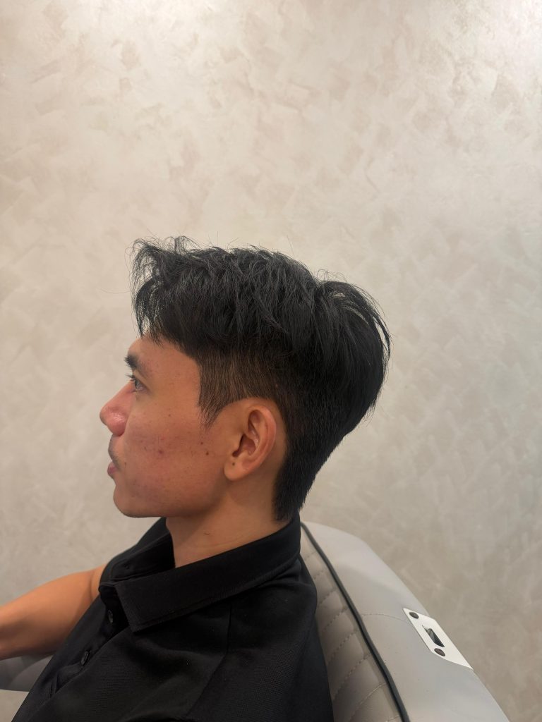 ✂️ Textured Men’s Haircut Transformation – Cleaner Shape, Better Volume after