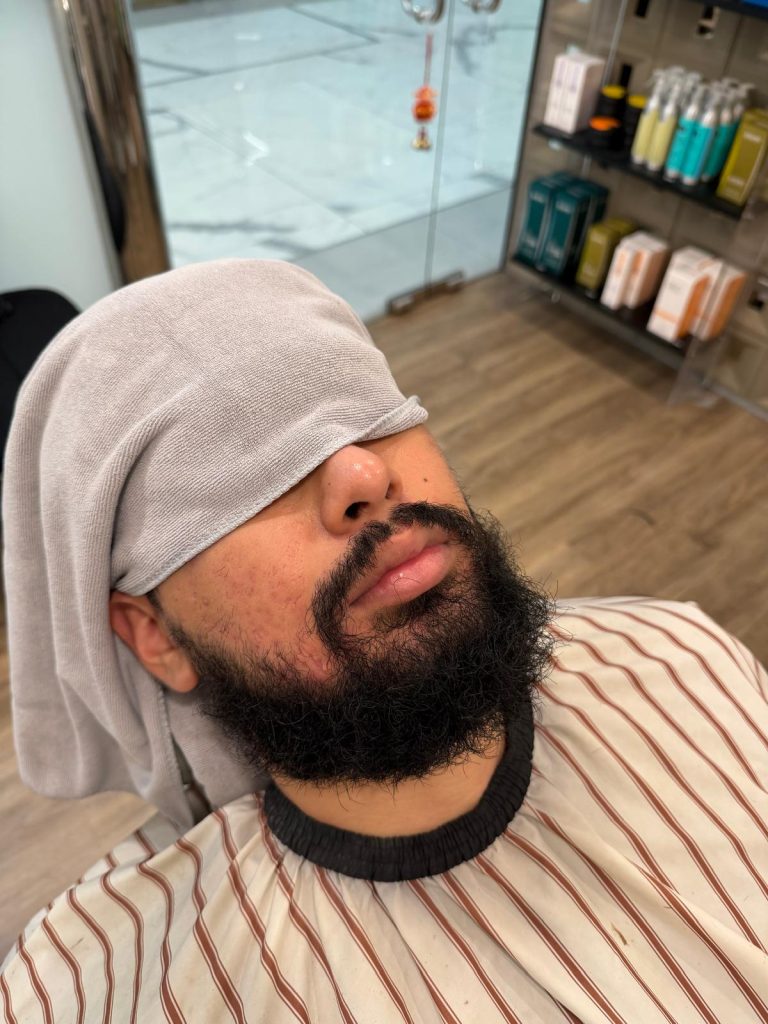 Beard Trim & Sculpting in Orchard Singapore | Sharp Men’s Grooming before