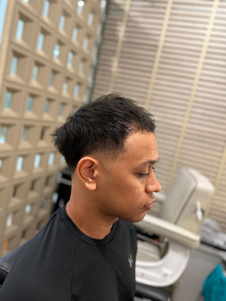 Textured Crop + Low Taper Fade in Orchard Singapore | Men’s Haircut after