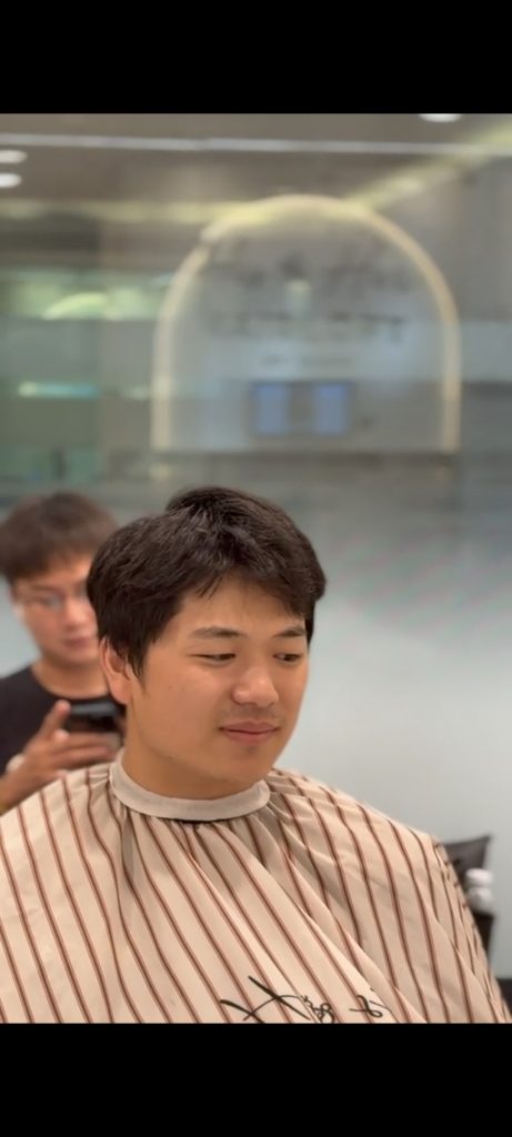 Korean-Inspired Men’s Haircut in Orchard Singapore | Clean & Modern Style before